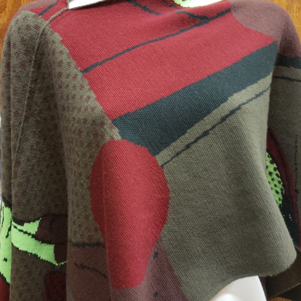 Ladies pullover shawl sweater. New without tags